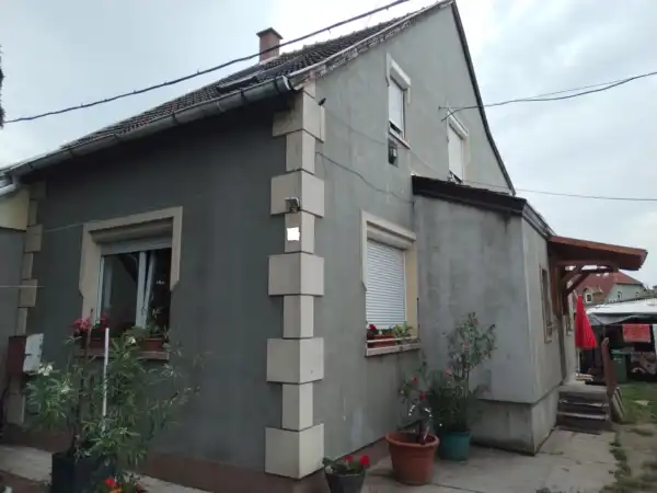 Eladó családi ház, Eger 5+1 szoba 180 m² 95 M Ft